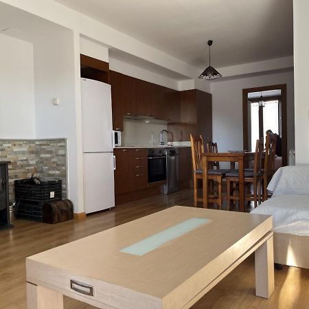 Apartamentos Turisticos Rio Gallego Fontellas  외부 사진